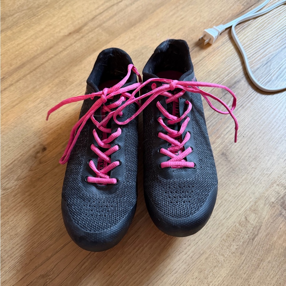 Black and Pink cycling Women's Shoes